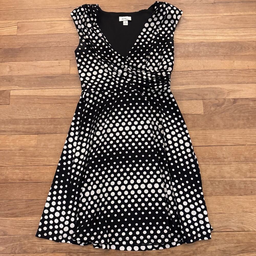 Alyx Women's Black White Polka Dot Knee Length Faux Wrap Dress - Size S
 b91
